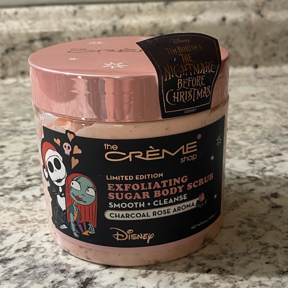 The crème Sugar Body Scrub LIMITED EDITION nightmare before christmas